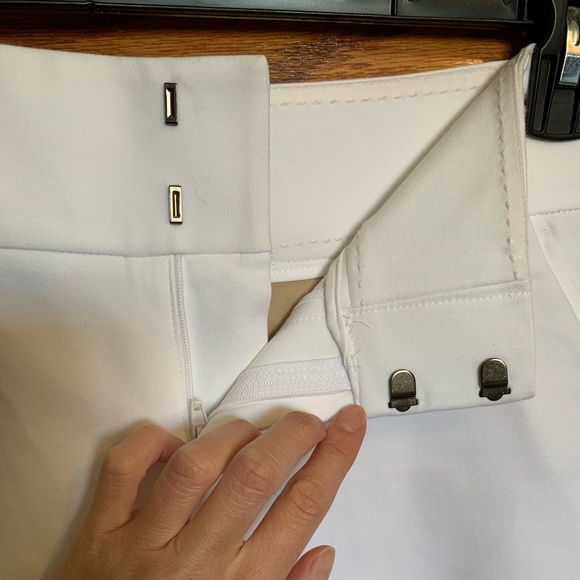 Alice + Olivia White Shorts - Picture 9 of 13